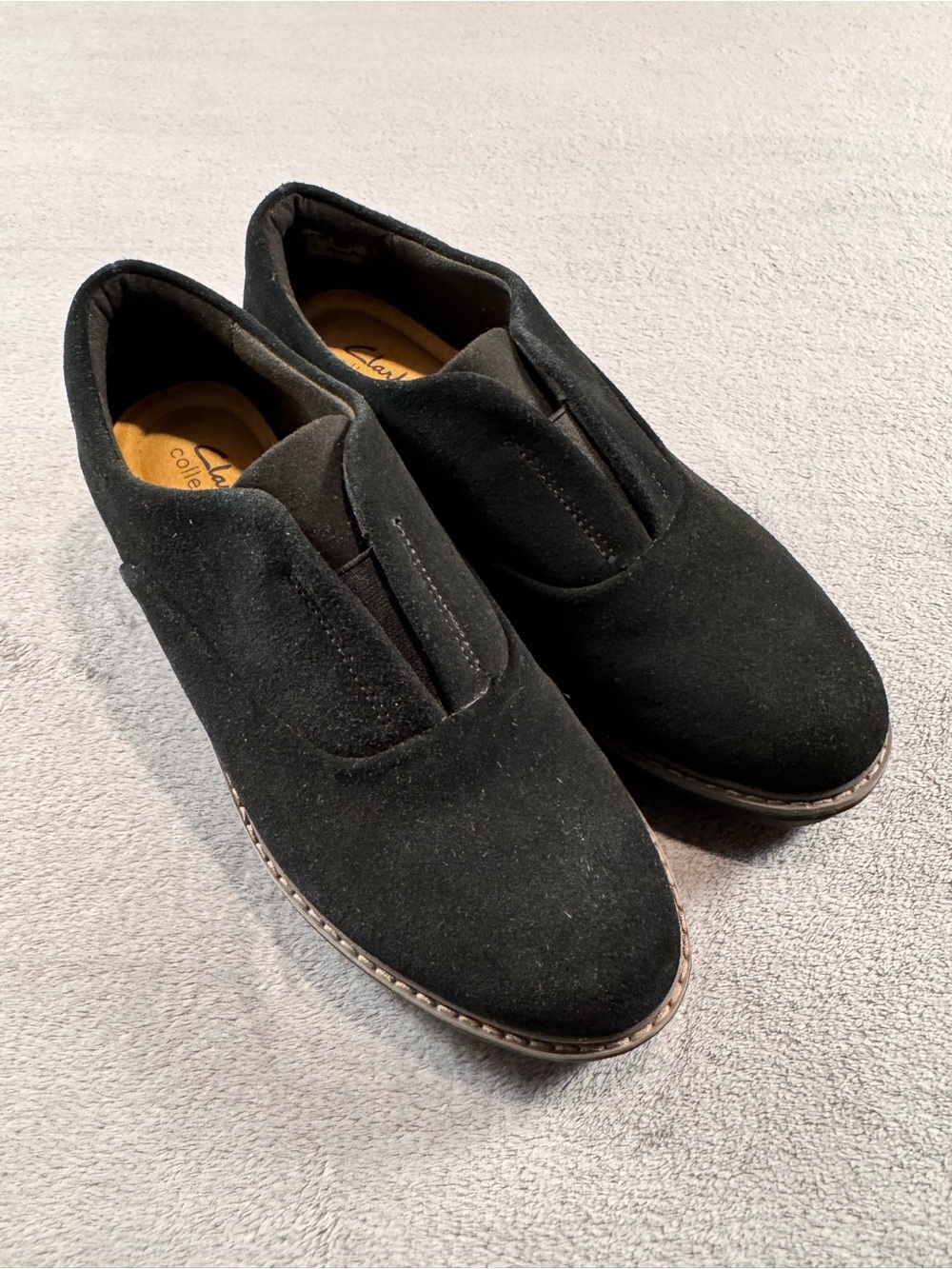 Clarks Women’s Airabell Sky Black Suede Slip-On Wedge Flats